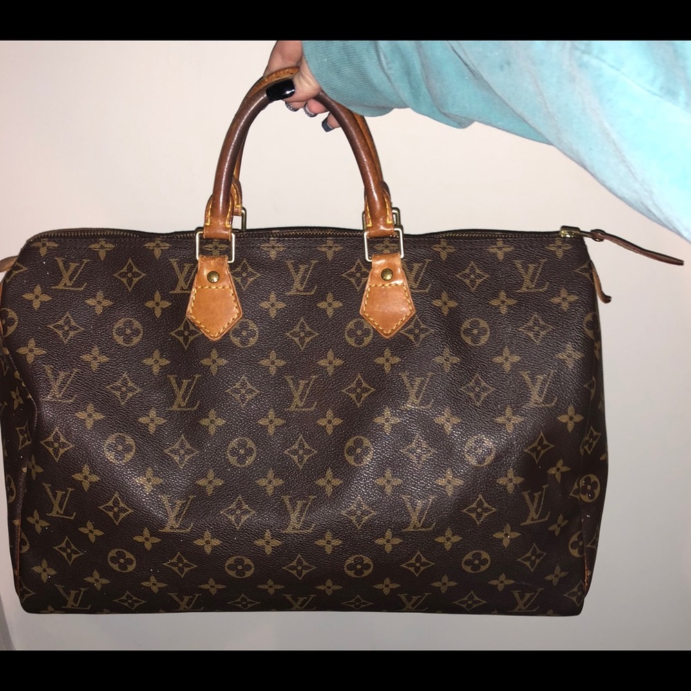 100% Authentic Louis Vuitton Speedy 40